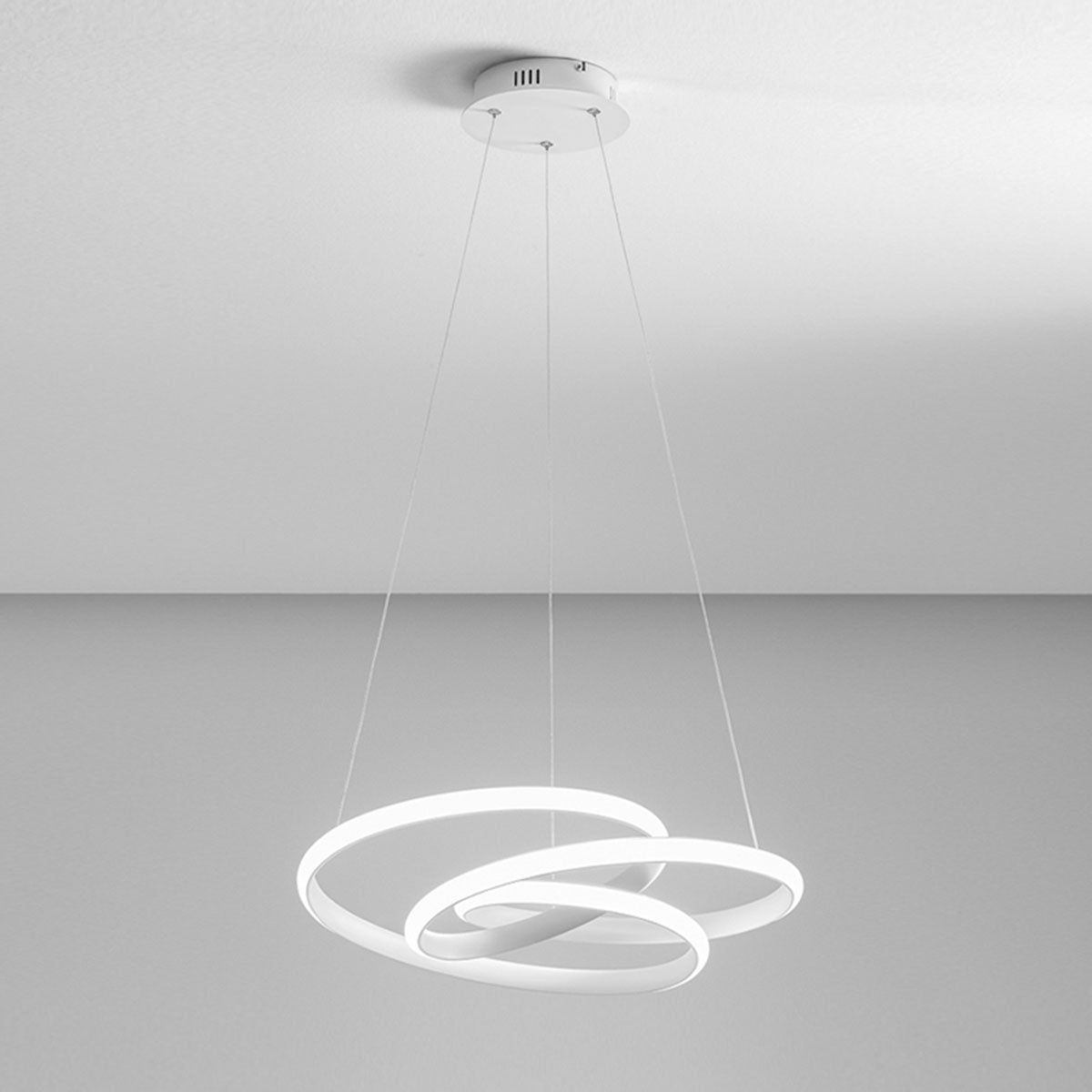 GEALUCE Sospensione montatura in alluminio bianco-oro-titanio satinato. Diffusore in silicone bianco opale. LED DIVA S/S D.85CM GEALUCE Sospensione montatura in alluminio bianco-oro-titanio satinato. Diffusore in silicone bianco opale. LED DIVA S/S D.85CM